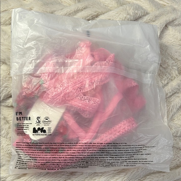 NWT For Love & Lemons Charming Pink Heart Embroidered Bra- size 32C - Picture 2 of 2